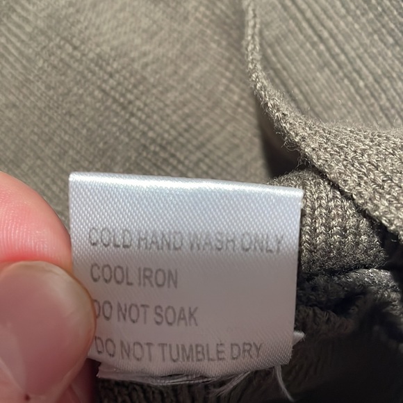 Seek The Label V Neck Sweater - Picture 7 of 8